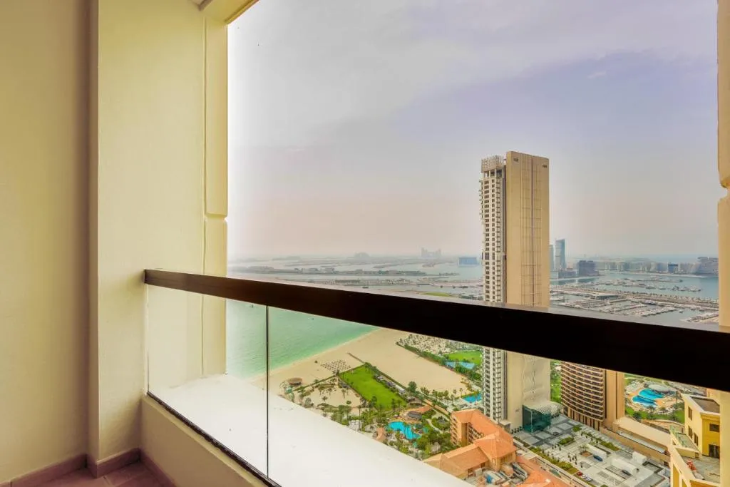 Livbnb – Stunning 1-BR w/ Palm & Sea Views in JBR