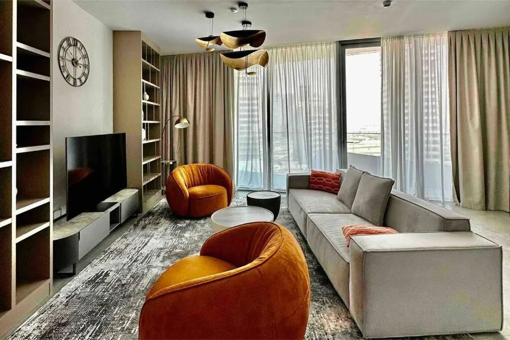 Lux Brand New Huge 2BR in Stella Maris Dubai Marina