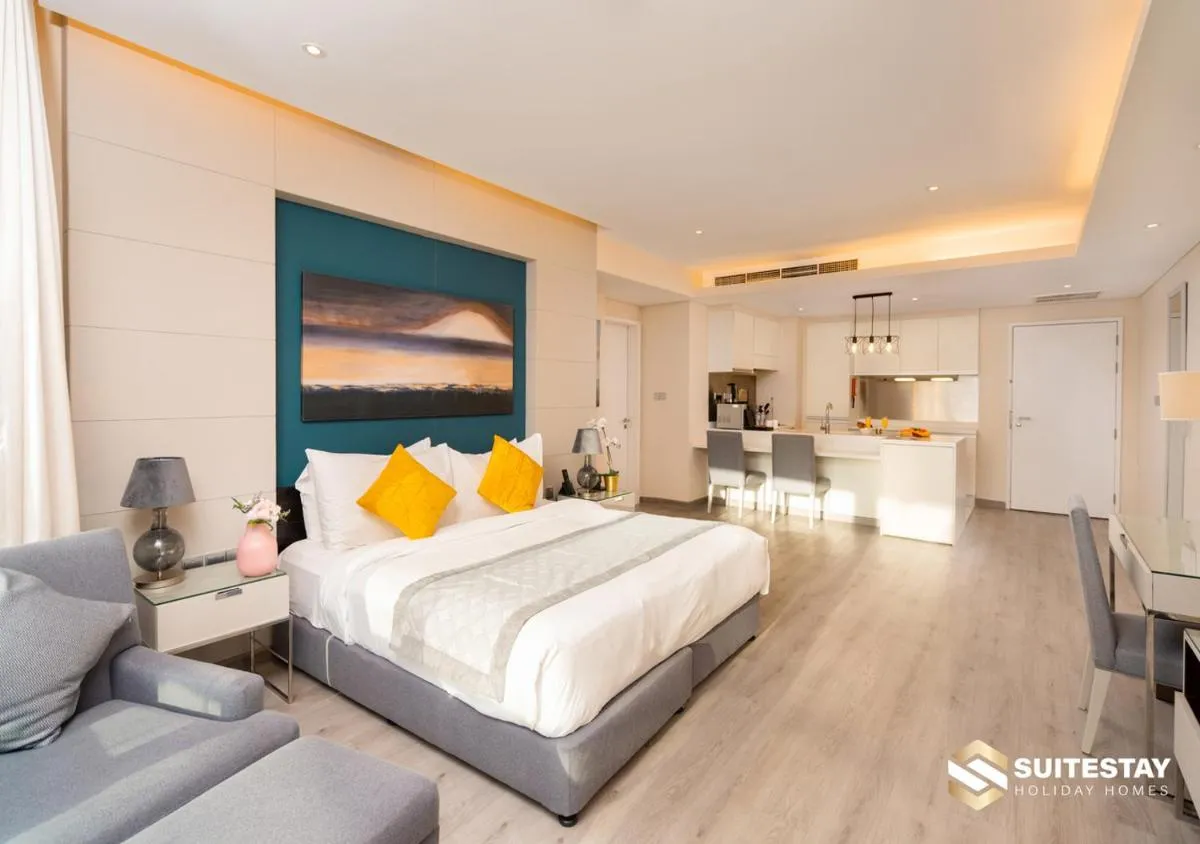 Luxe – Fashion Avenue Dubai Mall – Formerly Address Dubai Mall - 3