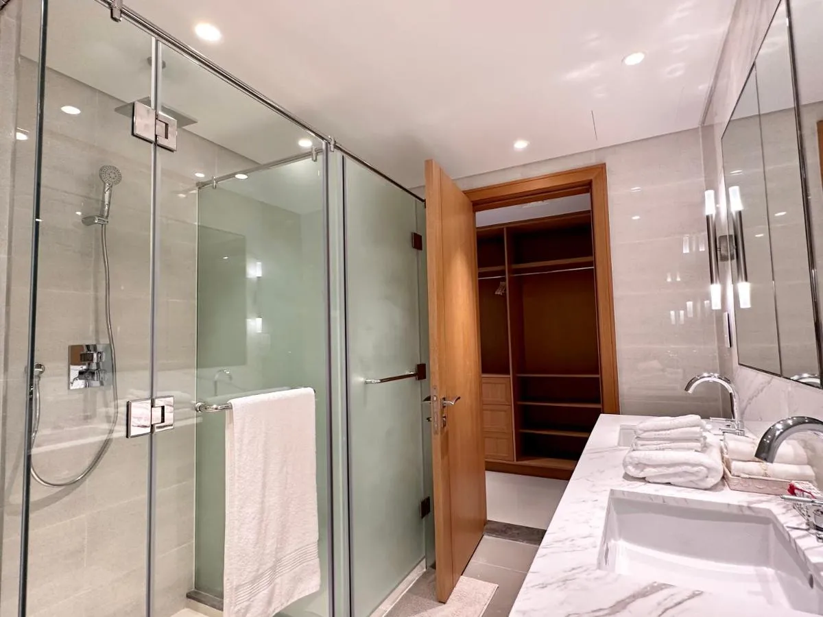 Luxurious 3 Bedroom Apartment with Burj Khalifa & Fountain View by Luxstay Holiday Homes - 3