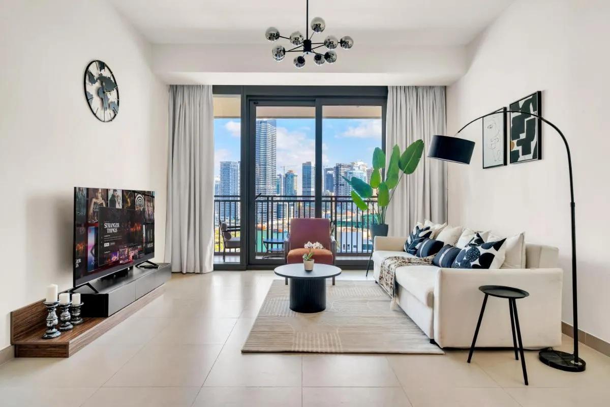 Luxurious Marina & Sea views 1BR near Blue Waters Dubai Marina By Maxx Value Homes - 3