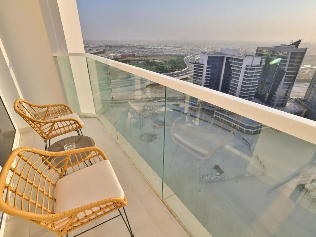 Luxury Apartments Business Bay Gym Pool Parking by Sojo Stay - 3
