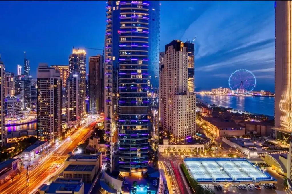 Luxury-Designer 1 BR Sea View - 2