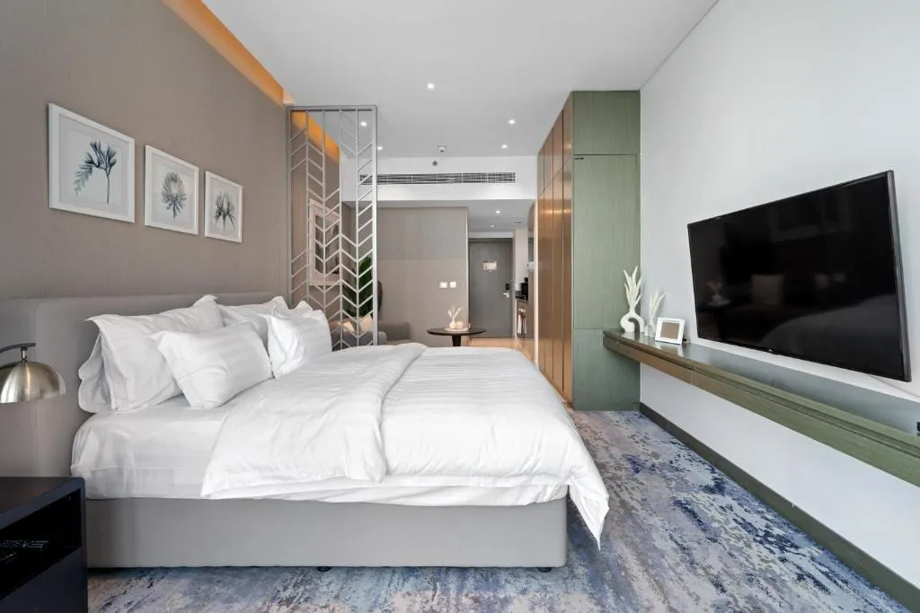 Luxury Studio – Downtown Dubai – Near Burj Khalifa - 3