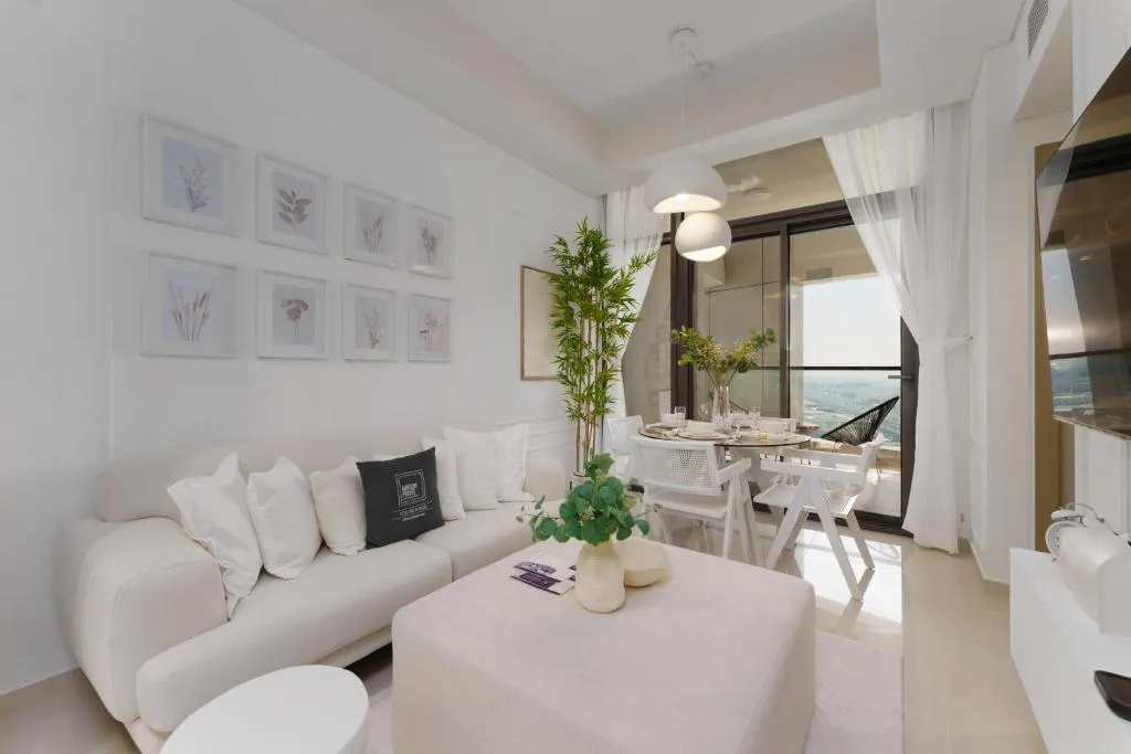 Maison Privee – City Chic Retreat in Dubai Prime Location