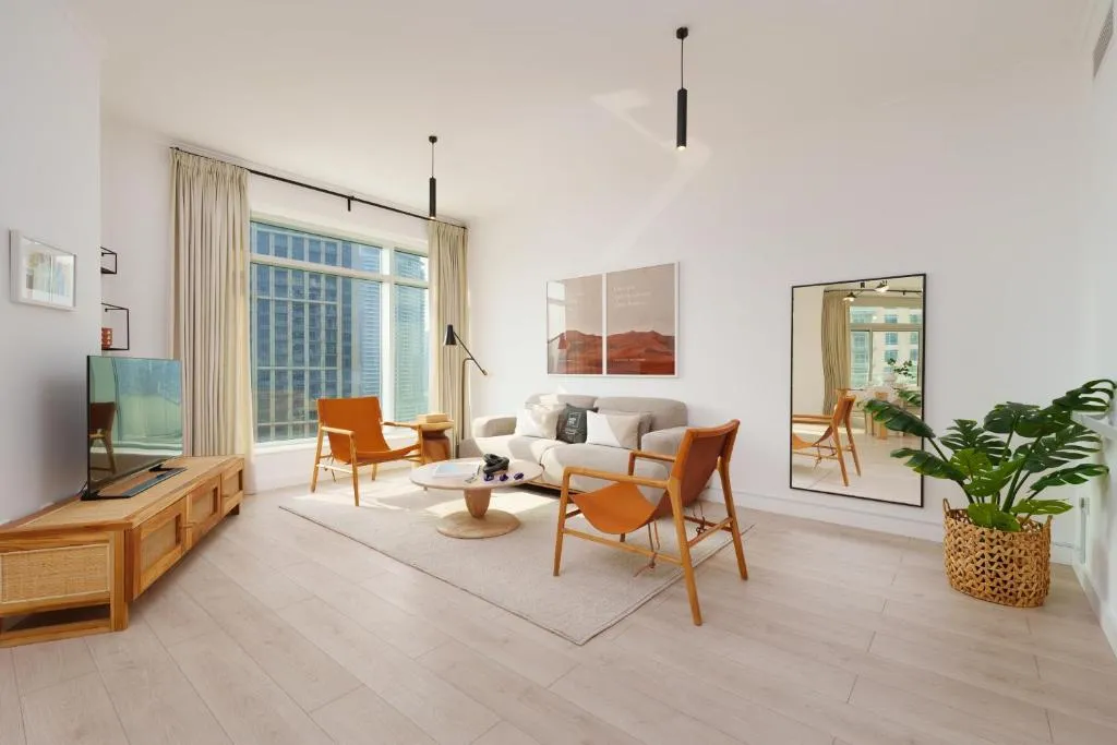 Maison Privee – Modern Chic Apt with Spectacular Downtown Views - 2