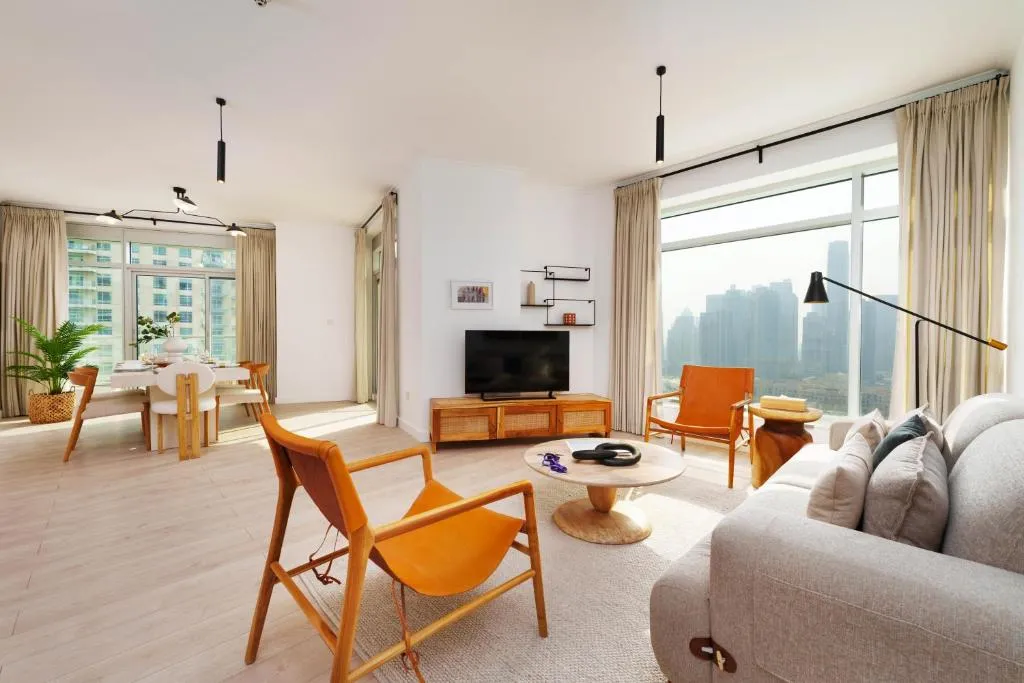 Maison Privee – Modern Chic Apt with Spectacular Downtown Views - 3