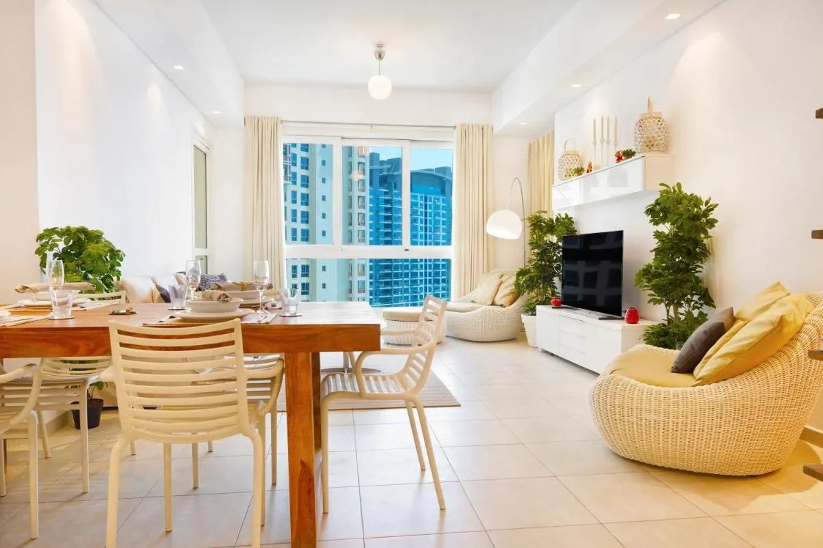 Maison Privee – Modern and Airy 2BR in Palm Jumeirah - 3