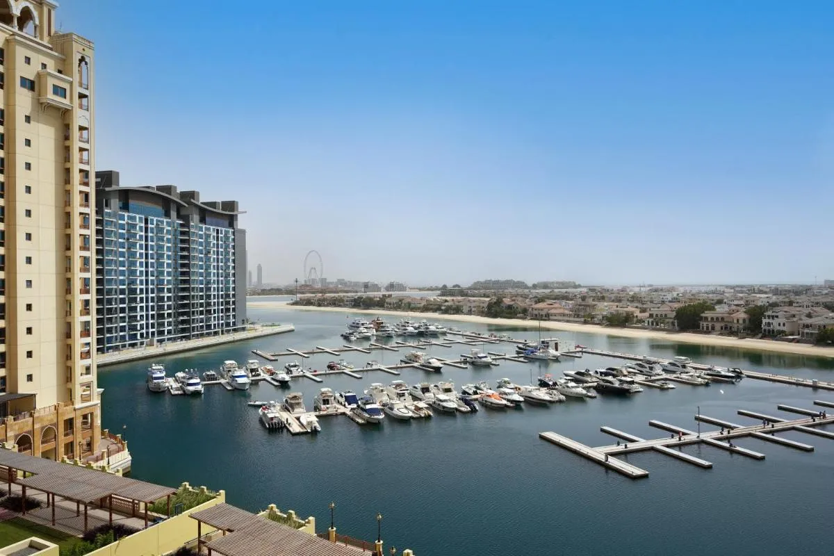 Maison Privee – Modern and Airy 2BR in Palm Jumeirah - 2