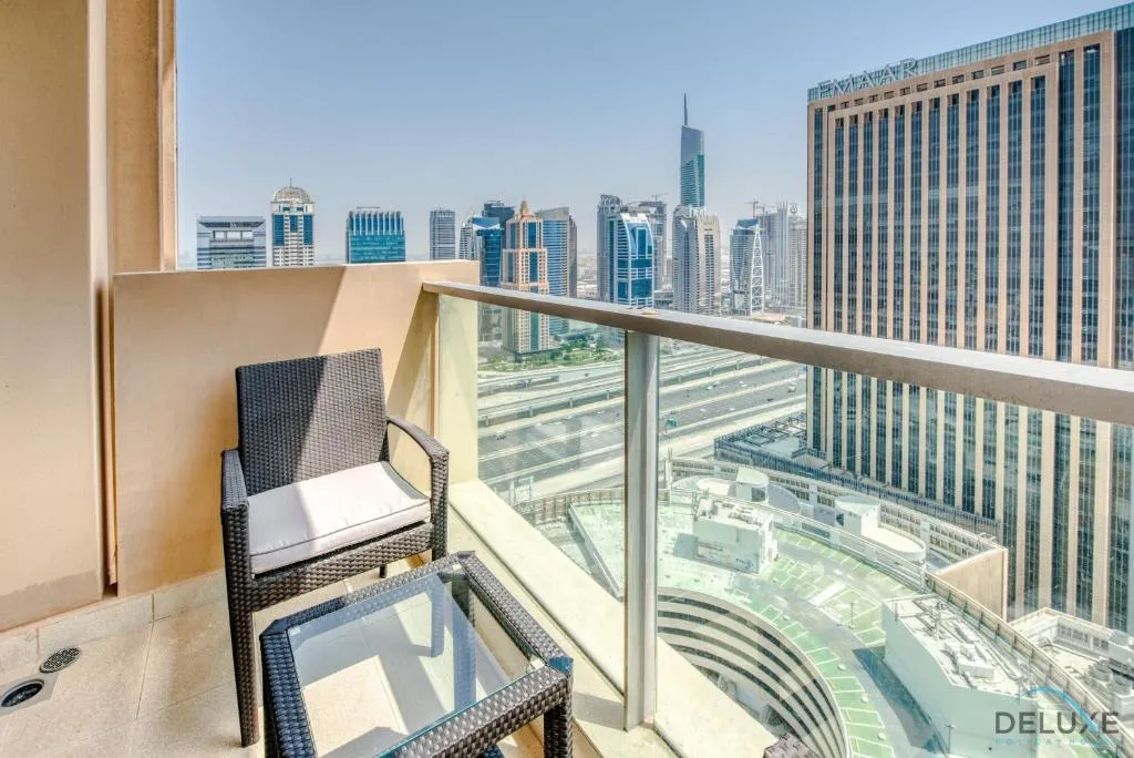 Majestic 1BR at The Address Residences Dubai Marina by Deluxe Holiday Homes - 3