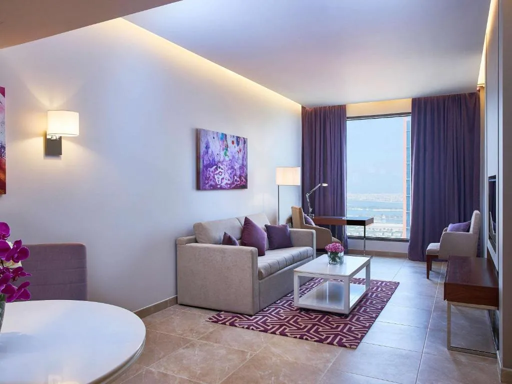 Mercure Dubai Barsha Heights Hotel Suites And Apartments