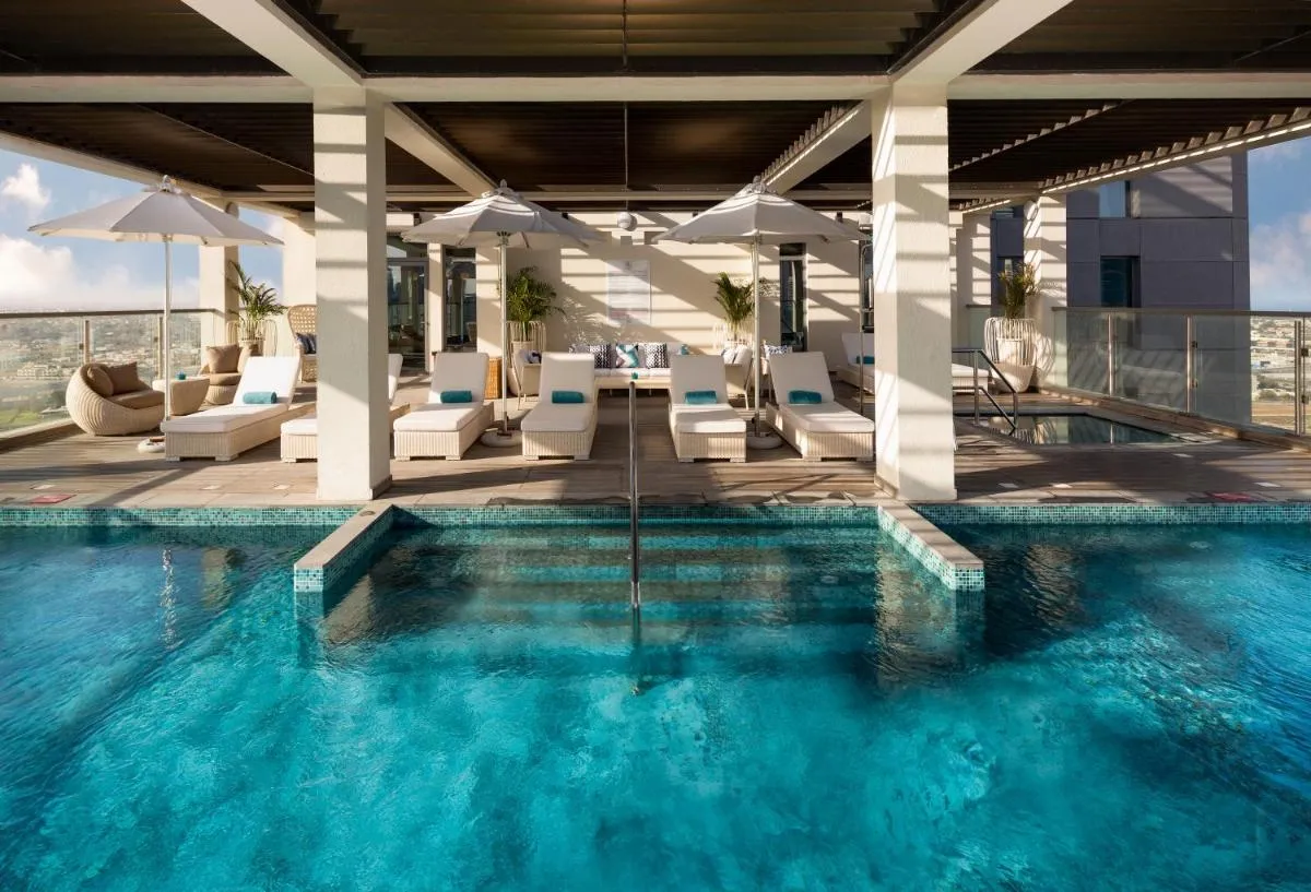Millennium Atria Business Bay - 3