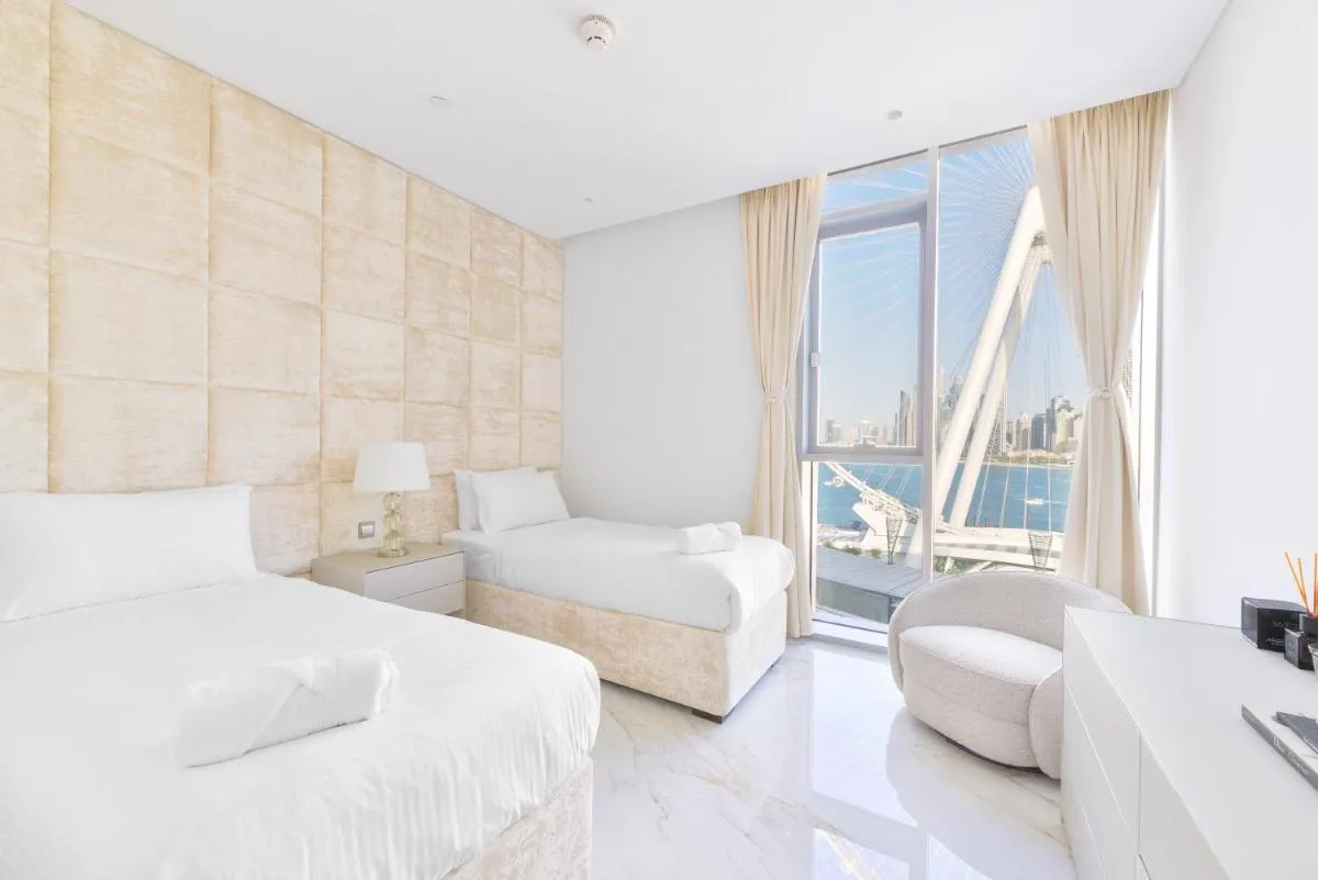 Most beautiful 3 BR apt in BLUEWATERS ISLAND, DUBAI - 2