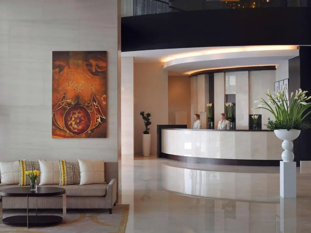Mövenpick Hotel Jumeirah Lakes Towers Dubai - 2