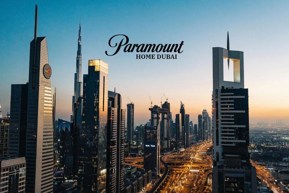 Paramount Home Midtown Apartments with Infinity Sky Pool