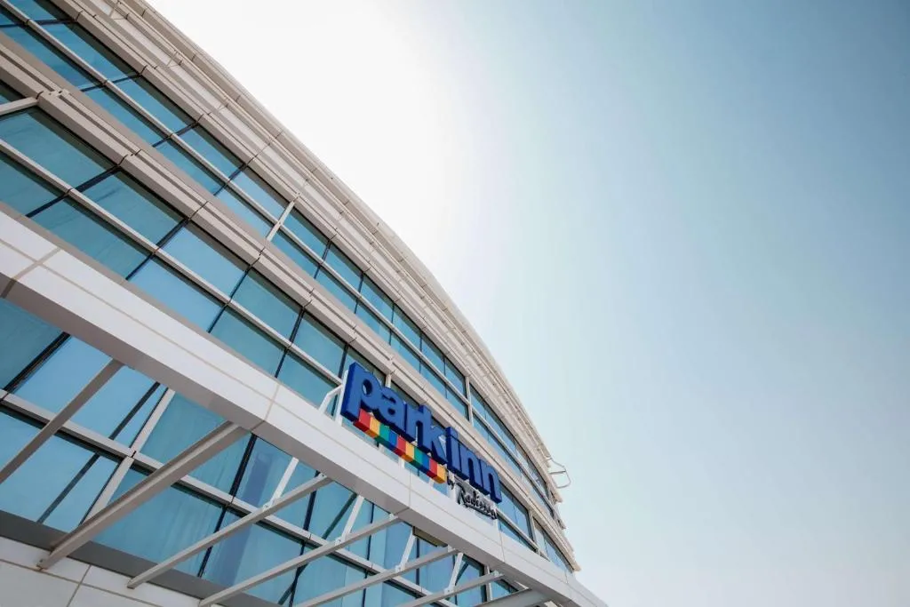 Park Inn by Radisson Dubai Motor City - 3