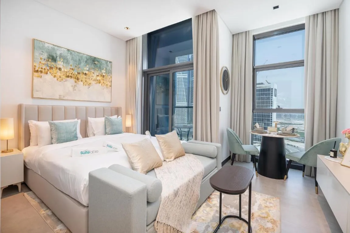 Perfect city living in 15 Northside Business Bay