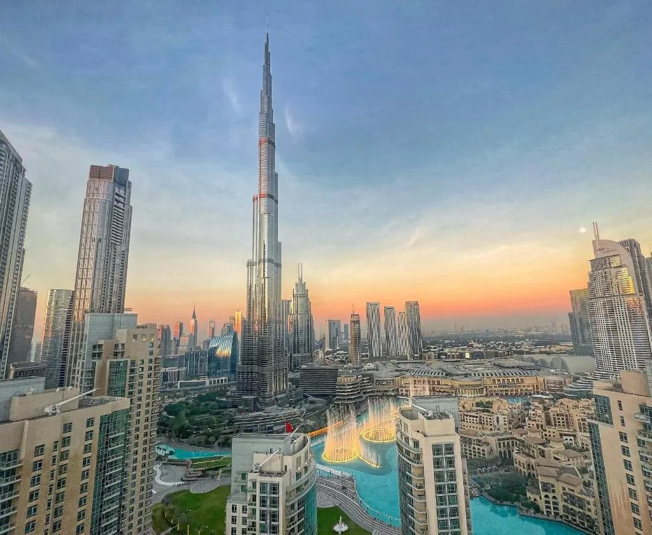Prestige Living 2BR with Full Burj Khalifa and Fountain View by Auberge