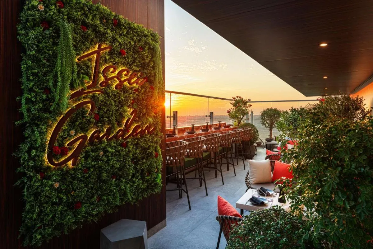 Radisson Dubai Damac Hills - 3