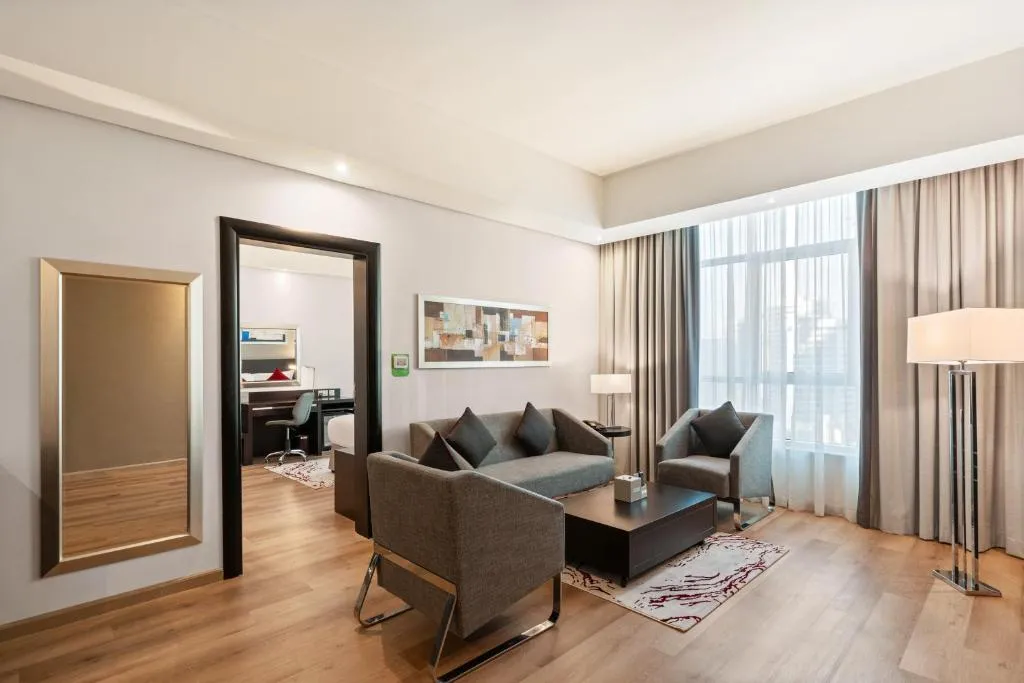 Ramada by Wyndham Dubai Barsha Heights - 3