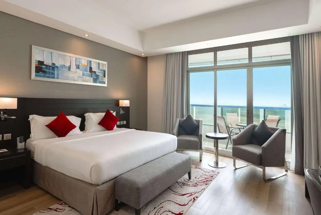 Ramada by Wyndham Dubai Barsha Heights - 2