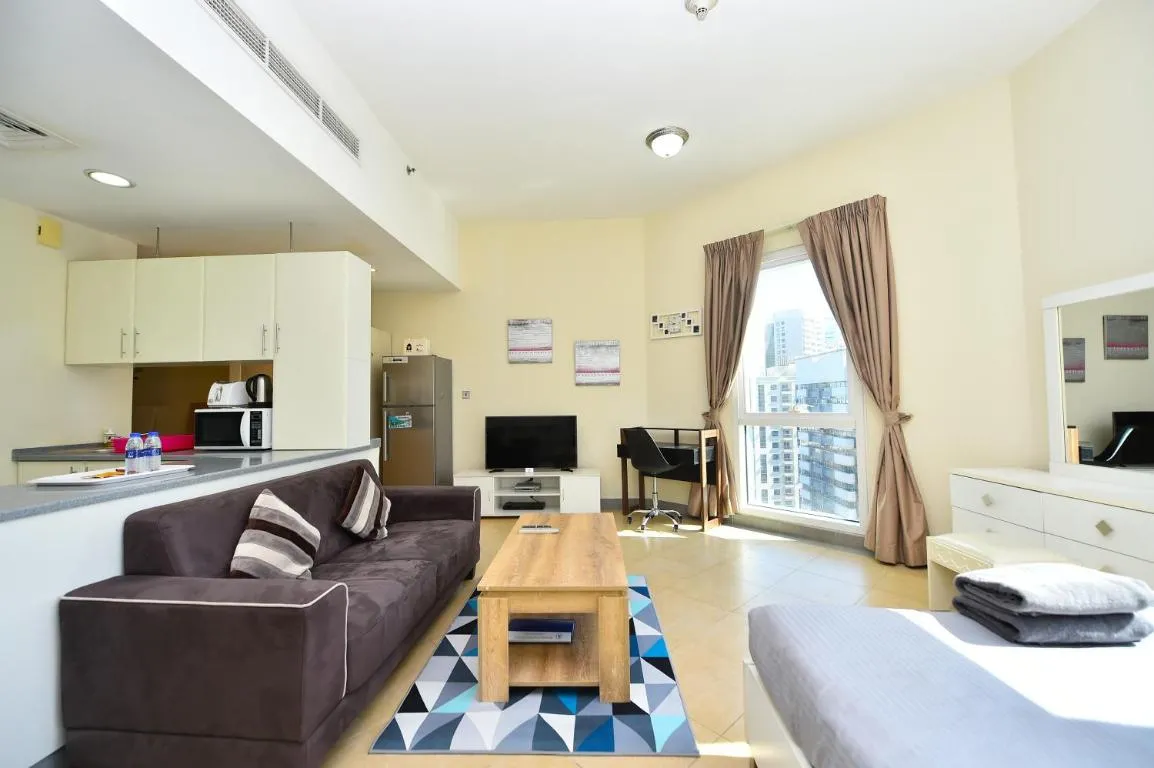 Relaxing Furnished Studio near DIC Metro, Barsha Heights – ALIA