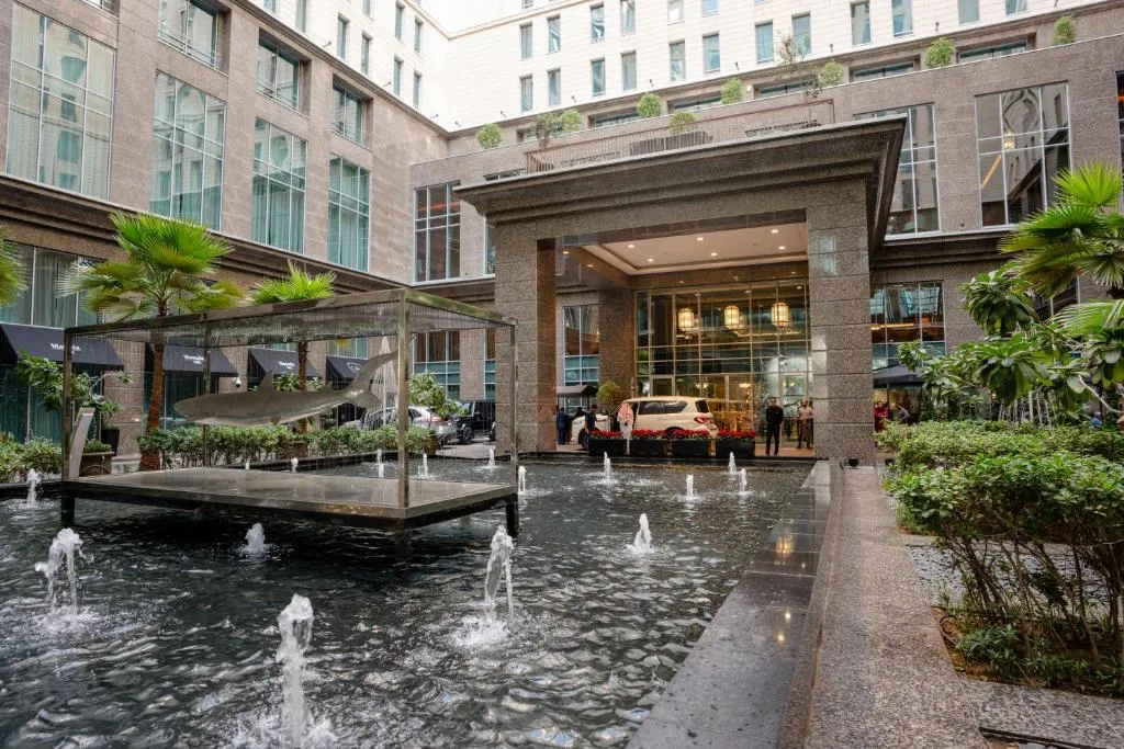 Ritz Carlton DIFC Downtown Dubai - 2