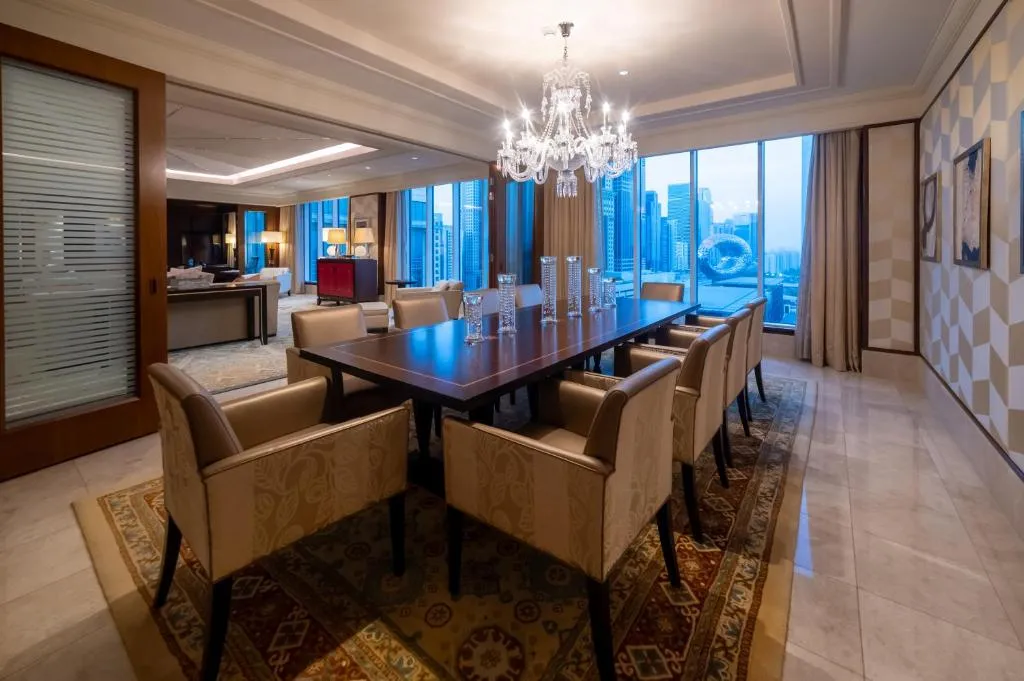 Ritz Carlton DIFC Downtown Dubai - 3