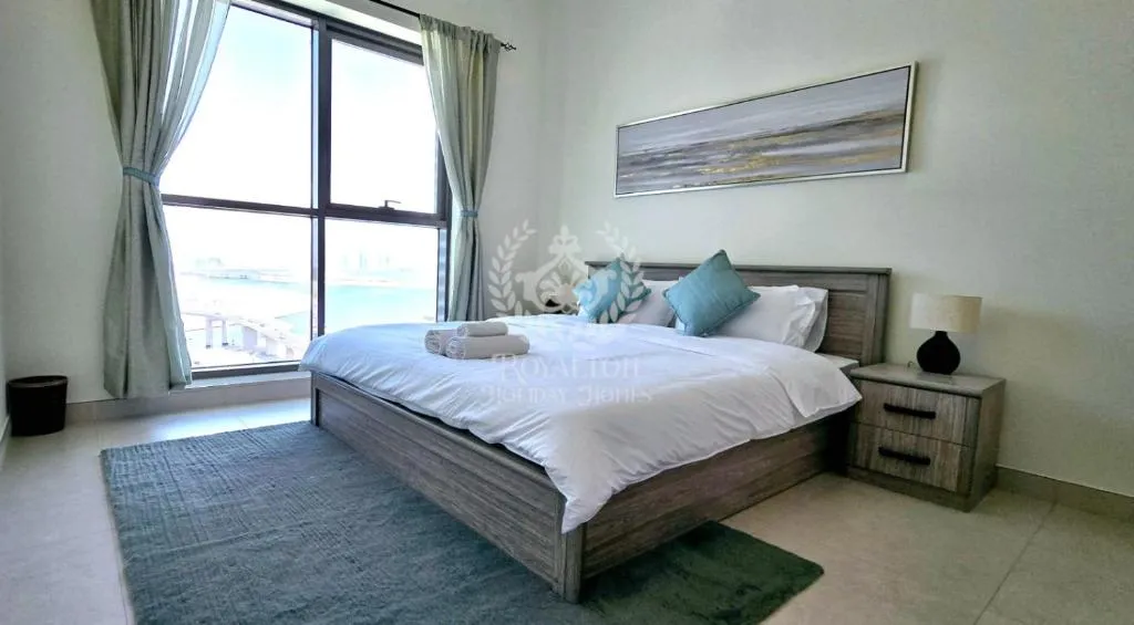 Royalton – Vibrant Cityscape 1BR Next to Business Bay Canal - 3