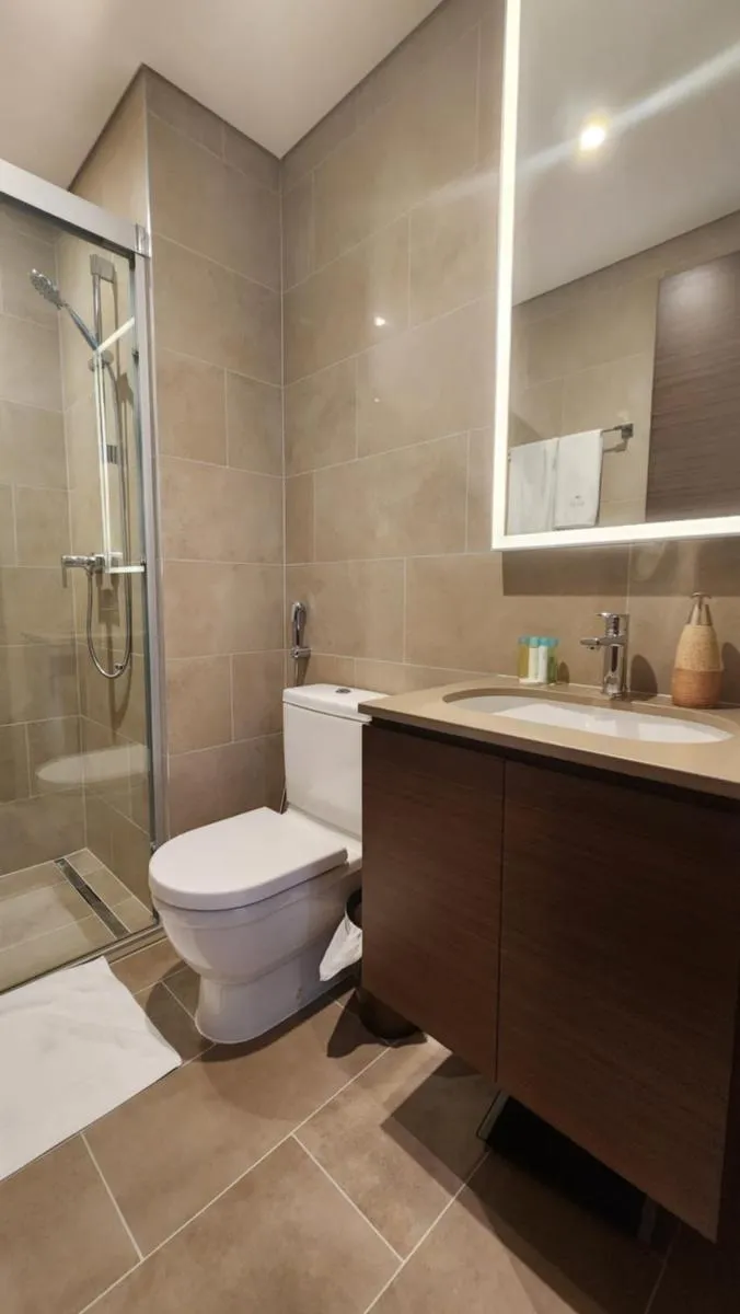 STAY BY LATINEM Luxury 1BR Holiday Home CVR A1513 near Burj Khalifa - 3