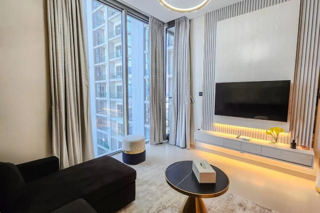 STAY BY LATINEM Luxury 1BR Holiday Home CVR A702 near Burj Khalifa - 2