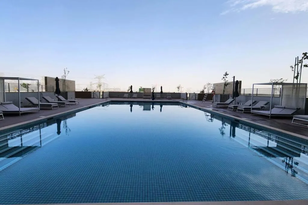 STAY BY LATINEM Luxury 1BR Holiday Home CVR A703 near Burj Khalifa - 3