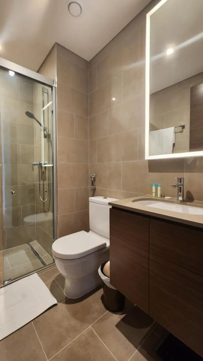 STAY BY LATINEM Luxury 1BR Holiday Home CVR B1603 near Burj Khalifa - 3