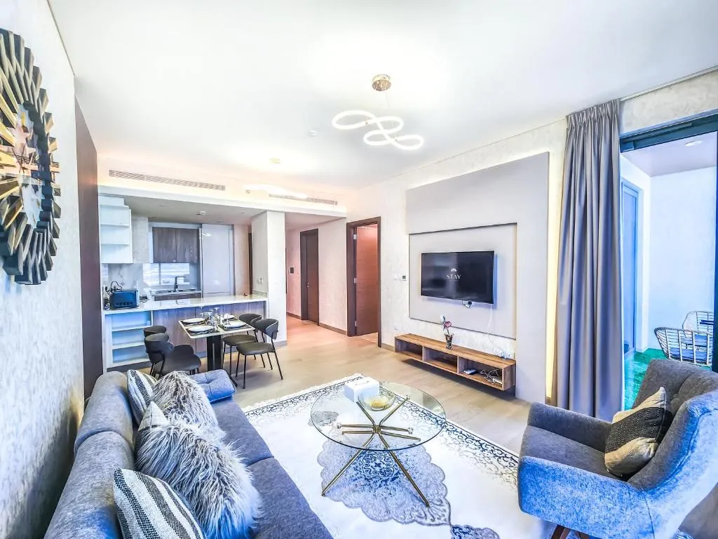 STAY BY LATINEM Luxury 1 BR Holiday Home OPA 1601 near Burj Khalifa - 3