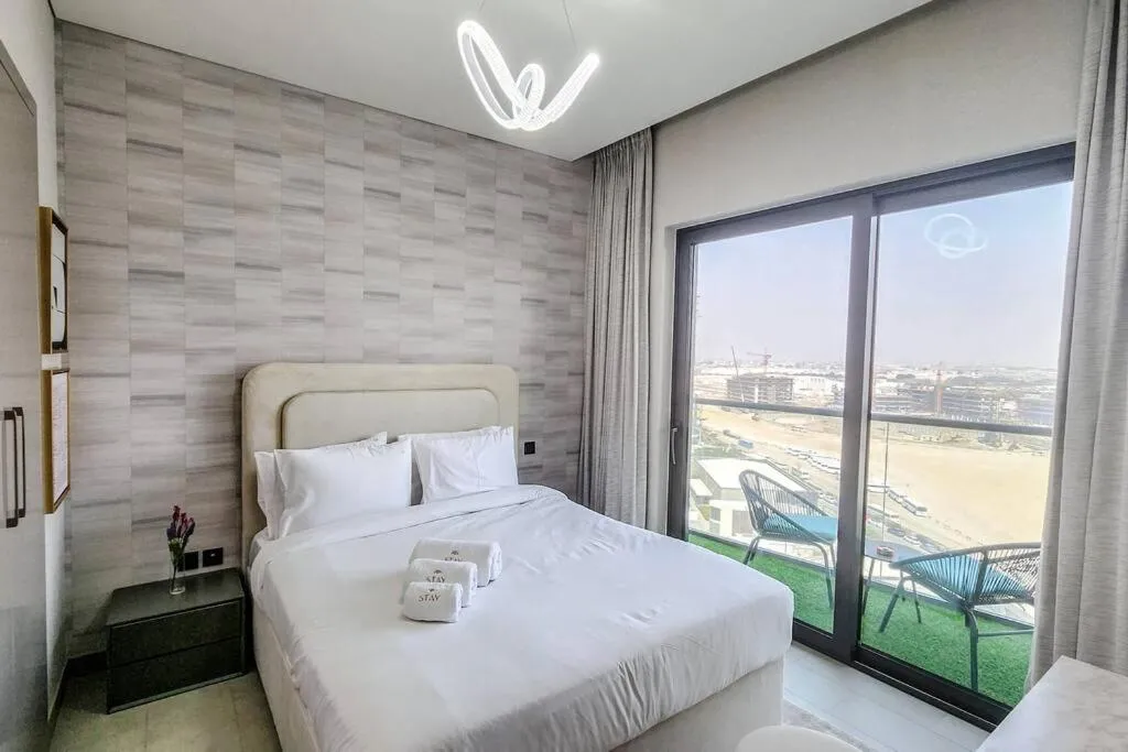 STAY BY LATINEM Luxury 1BR Holiday Home W1208 near Burj Khalifa - 2