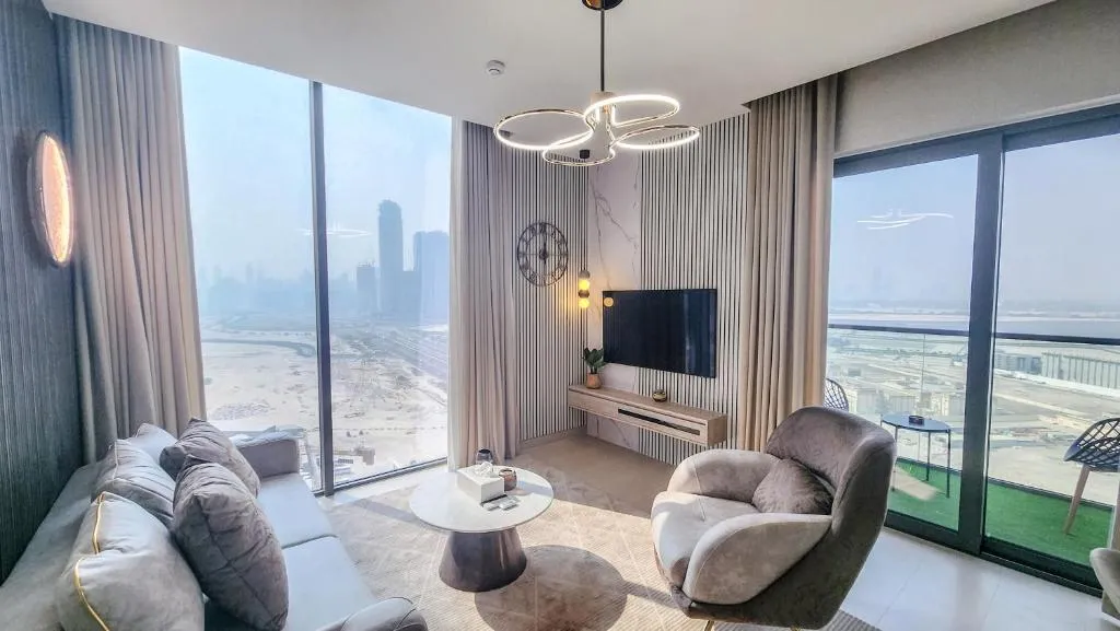 STAY BY LATINEM Luxury 2BR Holiday Home CV A2301 near Burj Khalifa