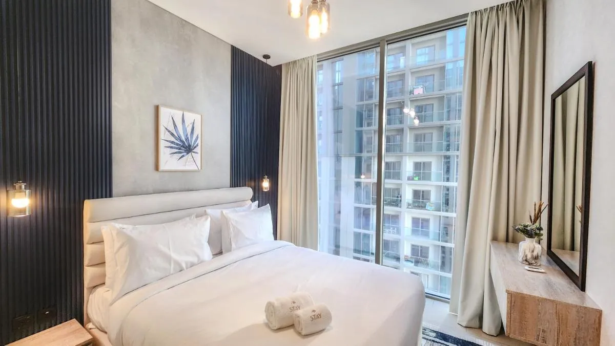 STAY BY LATINEM Luxury 2BR Holiday Home CVR B2008 near Burj Khalifa - 2