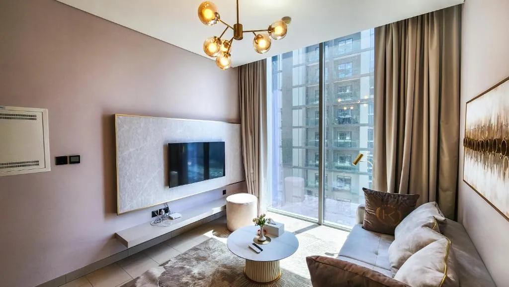 STAY BY LATINEM Luxury 2BR Holiday Home CVR B2208 near Burj Khalifa - 2