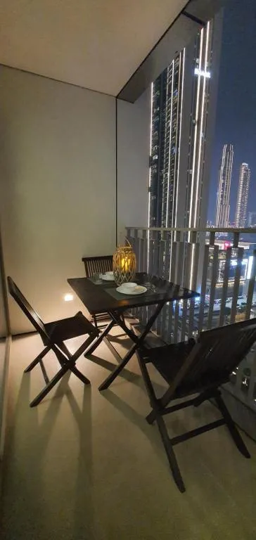 SVIZONA Premium 2BHK, Burj Khalifa View, Downtown Dubai - 2