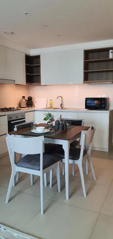 SVIZONA Premium 2BHK, Burj Khalifa View, Downtown Dubai - 3