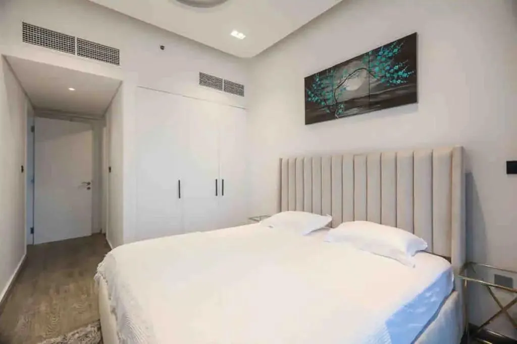 Sadana’s – Apartment in Jumeirah Lake Towers – JLT - 2