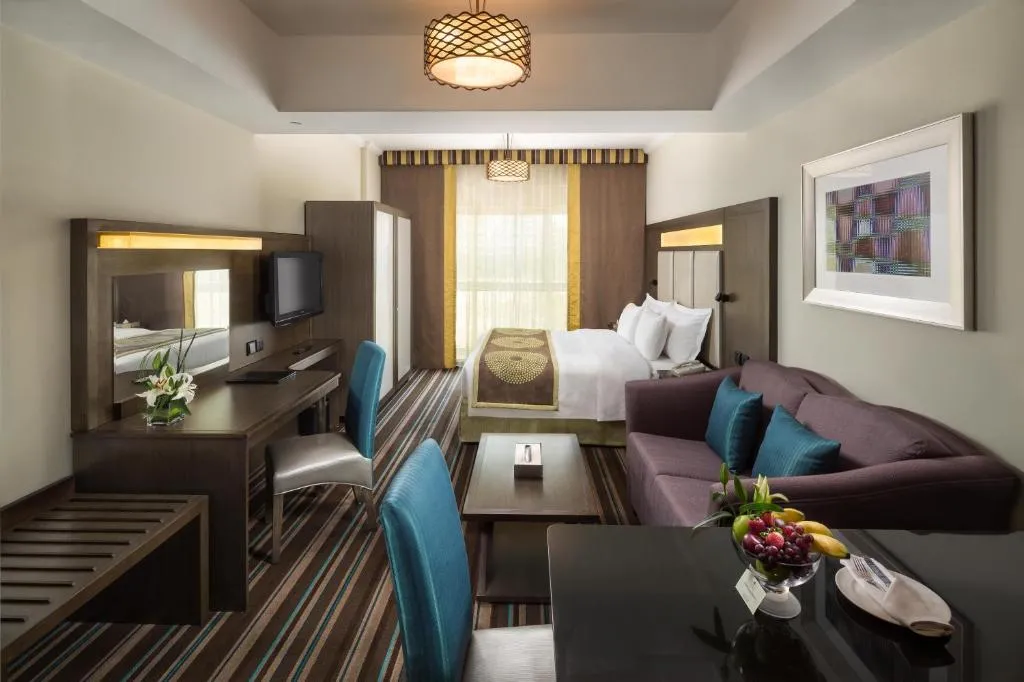 Savoy Central Hotel Apartments - 3