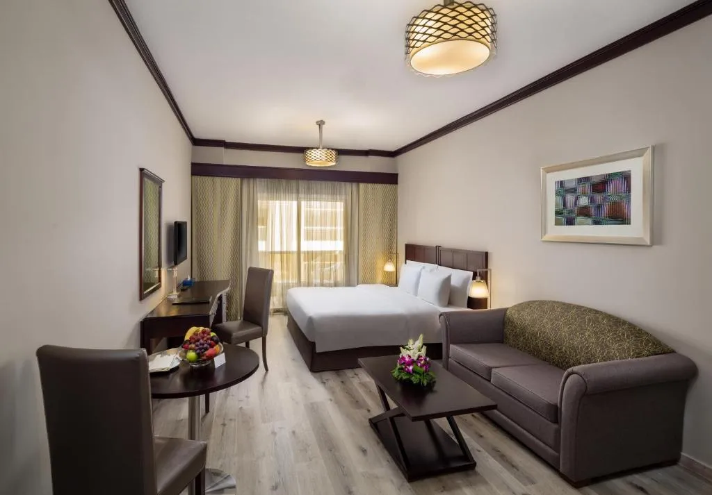 Savoy Crest Hotel Apartment – Bur Dubai - 3