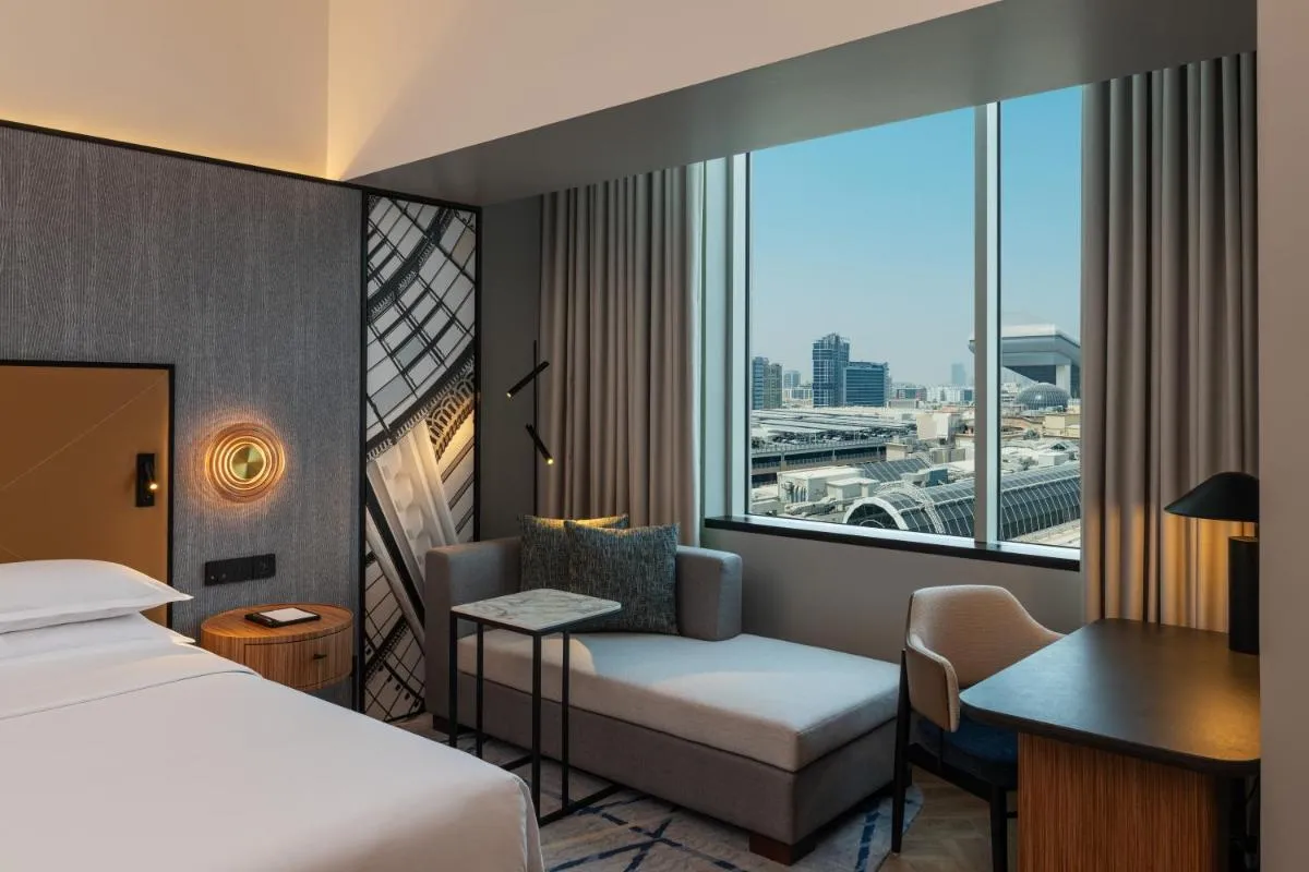 Sheraton Mall of the Emirates Hotel, Dubai - 2