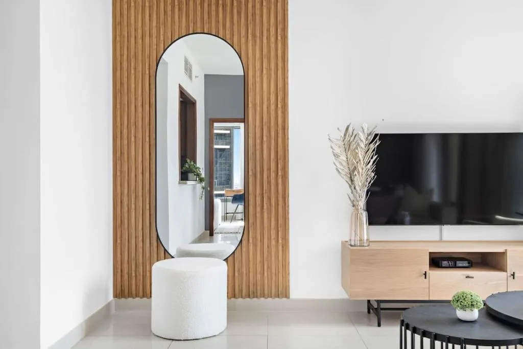 Silkhaus Chic 1BDR near Burj Khalif Downtown - 3