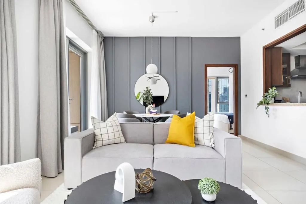 Silkhaus Chic 1BDR near Burj Khalif Downtown - 2