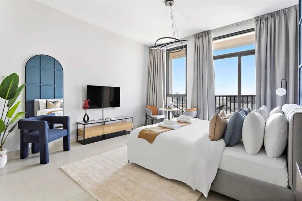 Silkhaus Luxury Studio Near Dubai Sport City