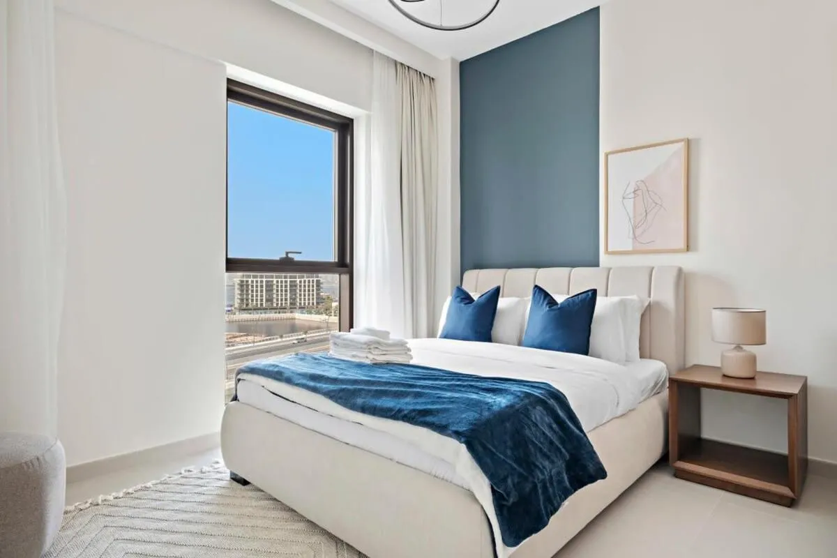 Silkhaus Modern 1BDR in Creek Harbour Bayshore - 2