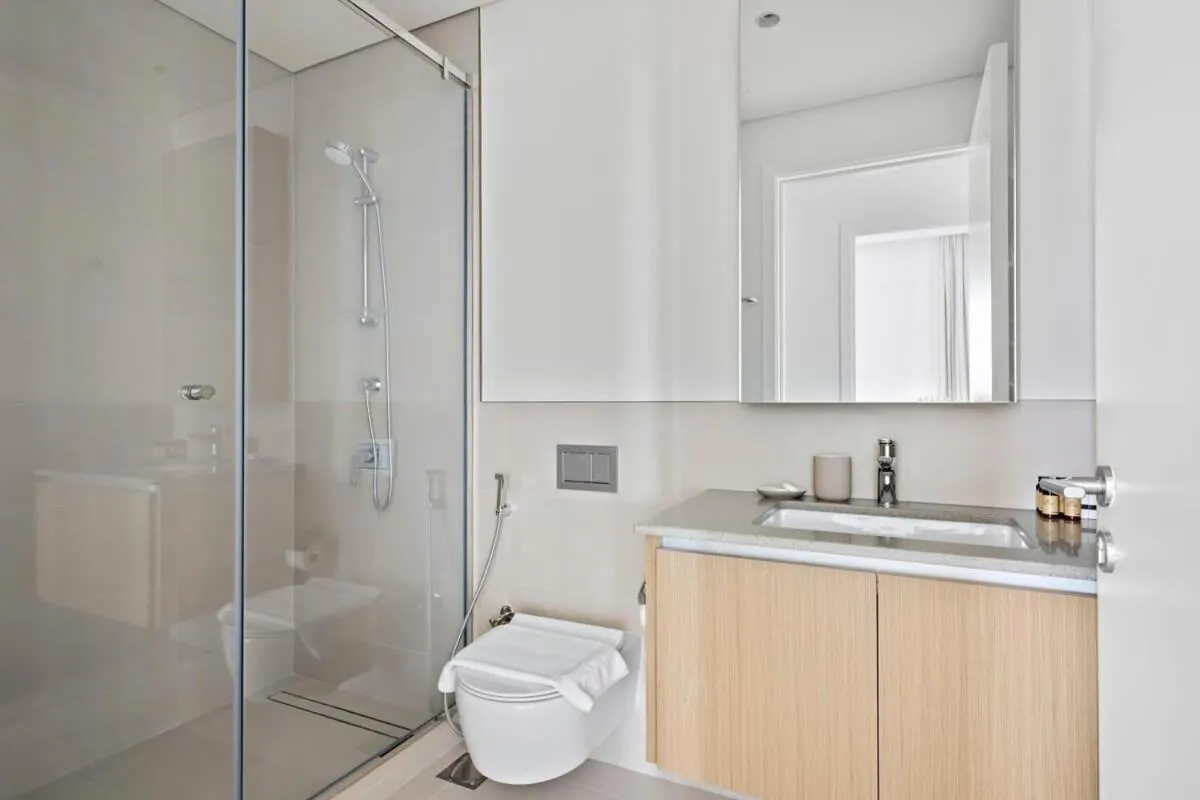 Silkhaus Modern 1BDR in Creek Harbour Bayshore - 3