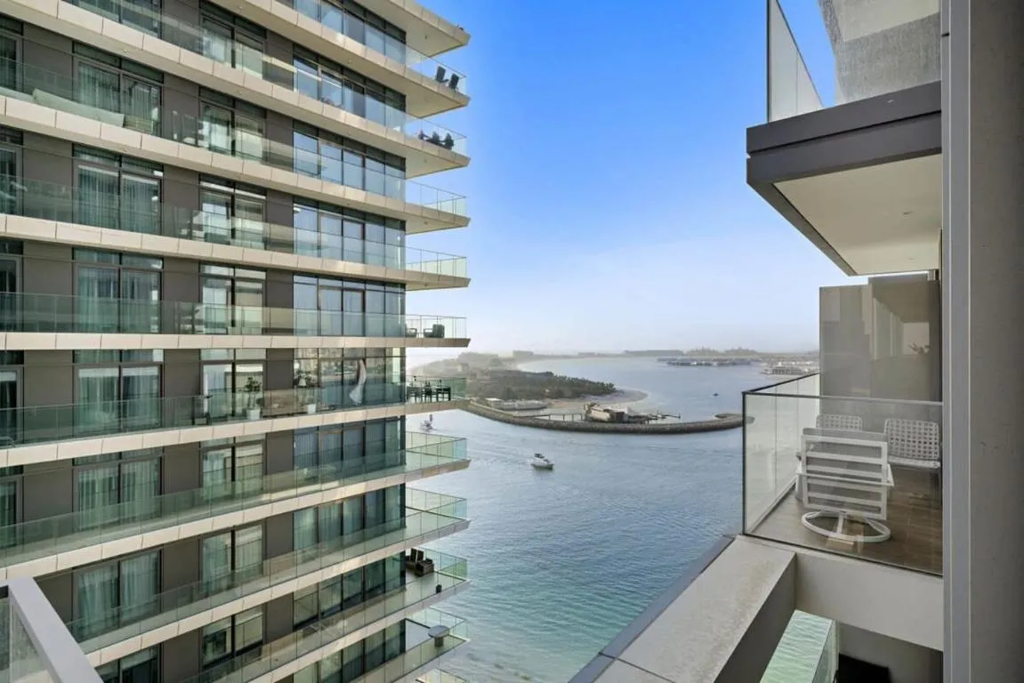 Silkhaus Sea View Family Escape in Tower with Private Beach